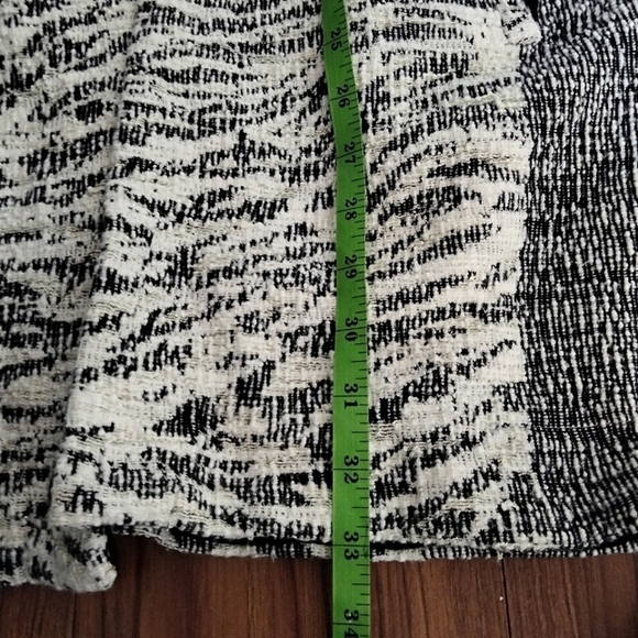 H&M Stylish Abstract Pattern Jacket with Tying Belt Sz Small - Picture 7 of 7